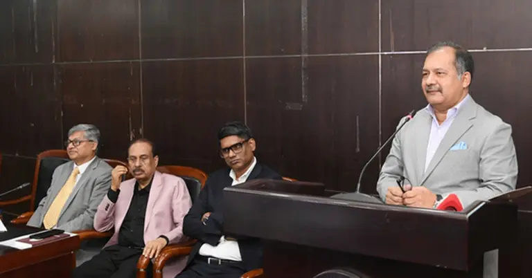 তথ্য ও সম্প্রচারমন্ত্রী জহির উদ্দিন স্বপন